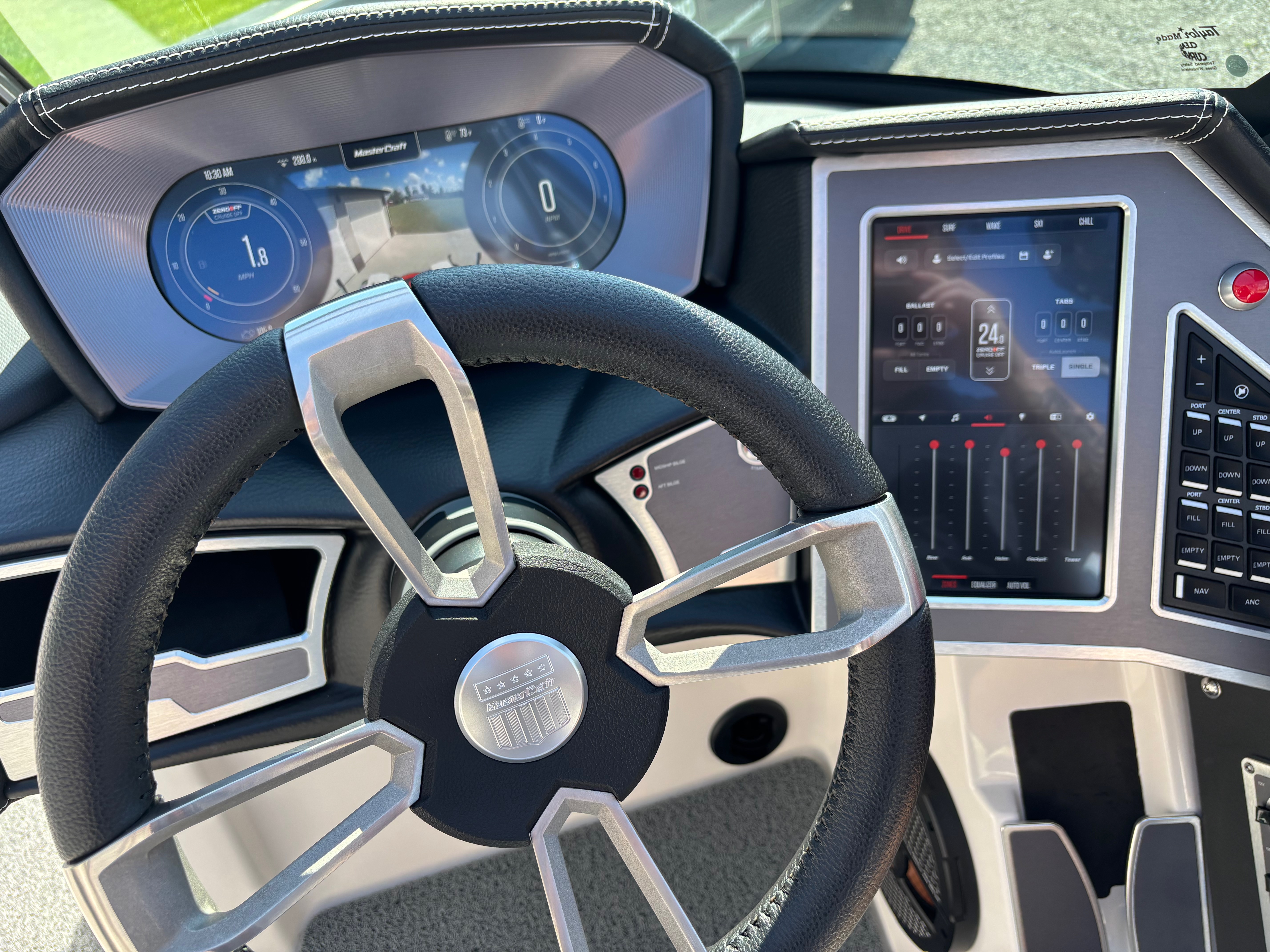 2023 Mastercraft XT23 Icon